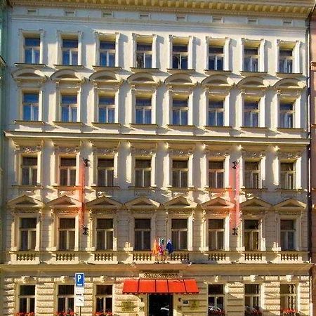 Hotel Mala Strana Prag Dış mekan fotoğraf